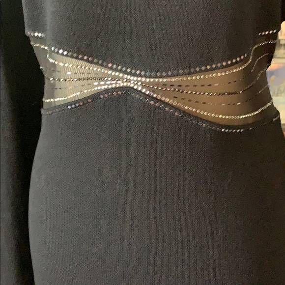 Dress - Picture 2 of 8